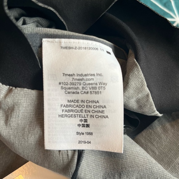 7Mesh Women’s Slab Short - Picture 4 of 5